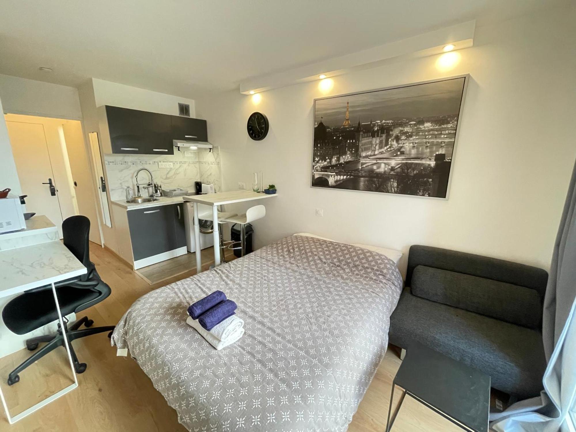 Exclusive Private Apartment By Warilco - Pleyel 25 M2 - A 1 Minute De La Station Metro Carrefour Pleyel Saint-Denis-en-Margeride Exterior foto